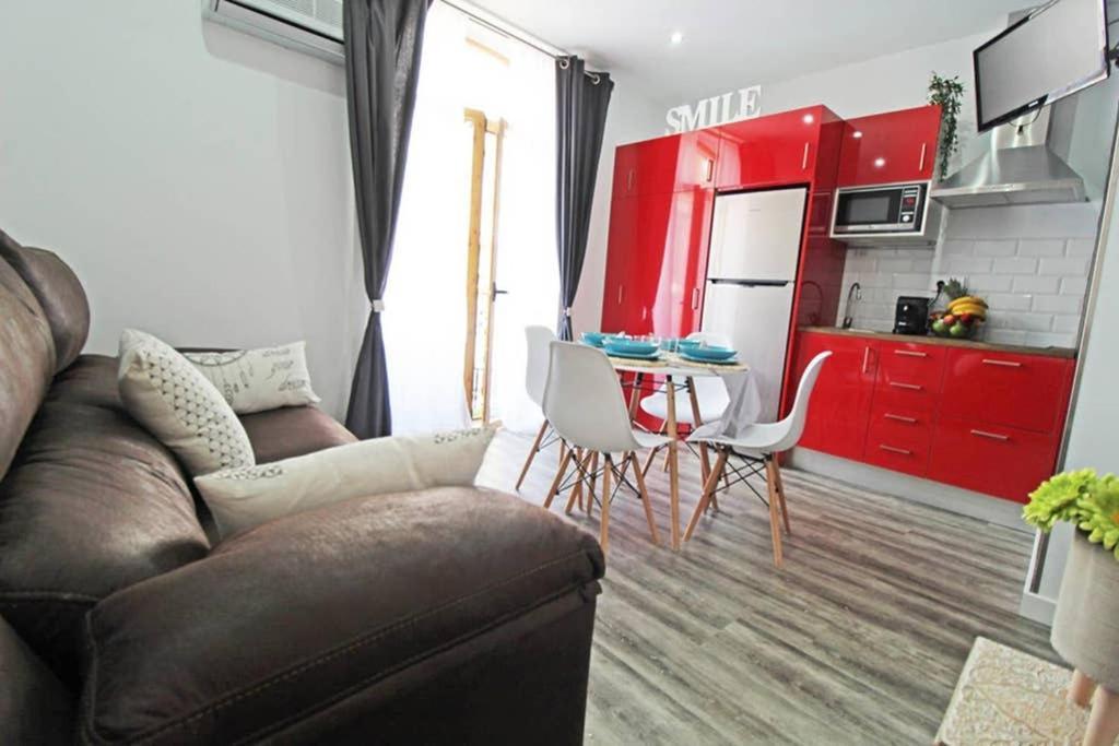 Apartamento De Diseno Centrico 5 Min Playa لقنت المظهر الخارجي الصورة